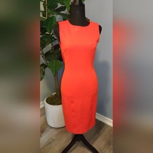 ST. JOHN Sheath Knee Length, Sleeveless Orange Dress. Size 2